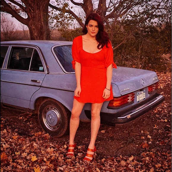 Forever 21 Dresses & Skirts - Forever 21 cute red dress❤️